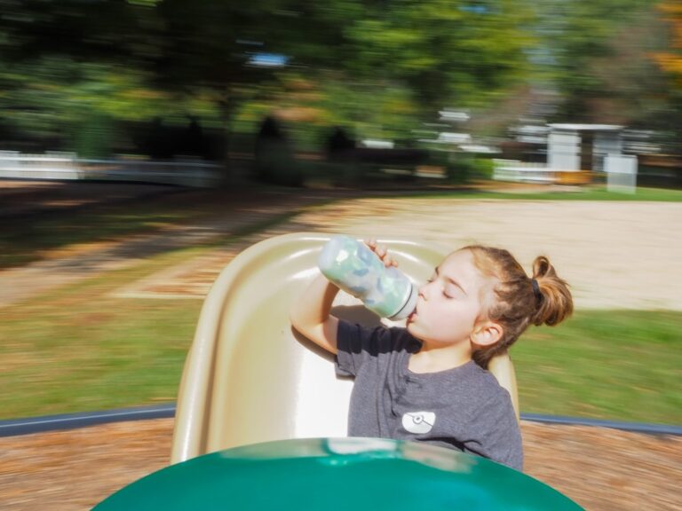 Cum să îți susții sănătatea rinichilor prin hidratare