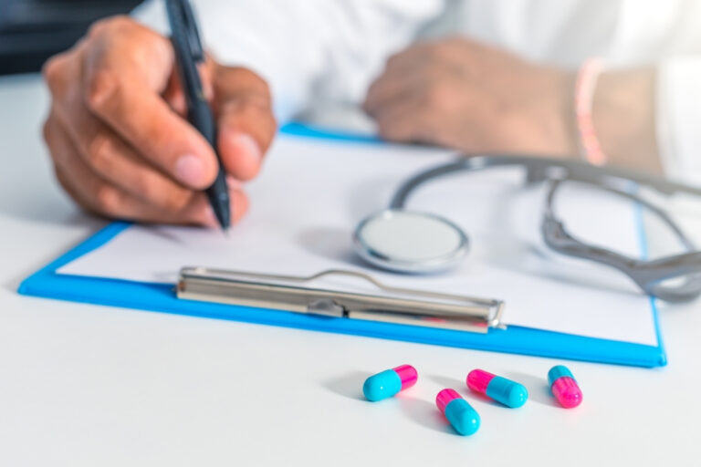 Îți cade părul? Iată cum găsești cauza acestei probleme!