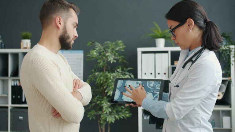 Ce avantaje aduce programarea online la o consultație medicală
